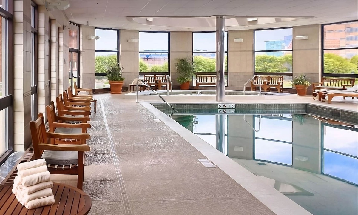 Downtown Baltimore Hotel | Pets are Allowed HERE! 2 Affordable Units, Near CFG Bank Arena, Baltimore