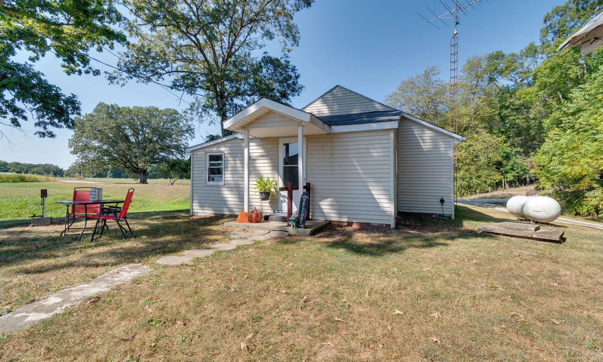 Toledo House | Pets Welcome: Tranquil Retreat w/Yard in Jewett!