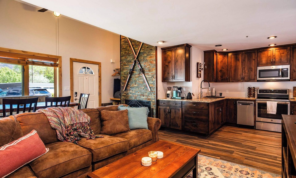 Durango House | Pine Acres Velo