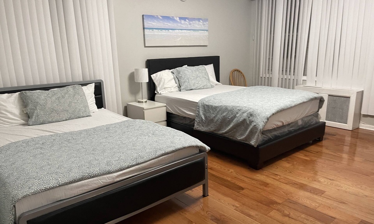 Unionport Apartment | Pleasant spacious 2 Bedroom Apartment Bronx NY