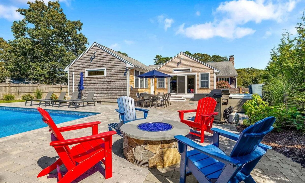 Northwest Harwich House | Point Pleasant: 082-H Heated Pool, Walk to Beach, Close to everything in Harwich!
