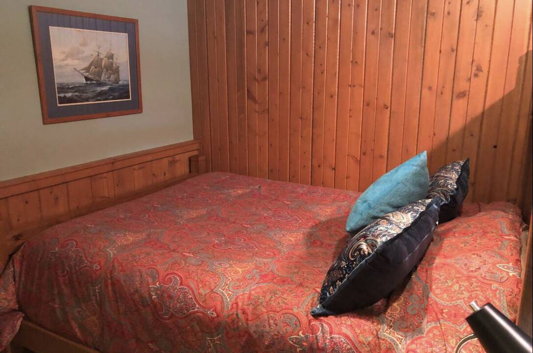 Rockford Resort | Private room ∙ 1 guest