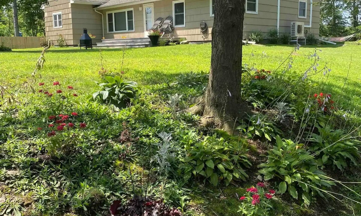Saugerties House | Private/Secluded 4 Bdrm with HotTub & Steam Shower