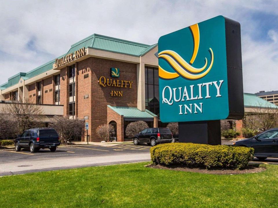 Schaumburg Hotel | Quality Inn Schaumburg - Chicago near the Mall