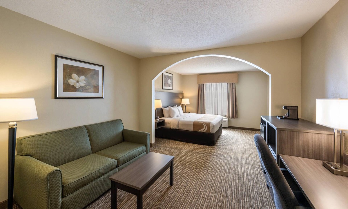 Fishkill Hotel | Quality Inn & Suites Fishkill South near I-84