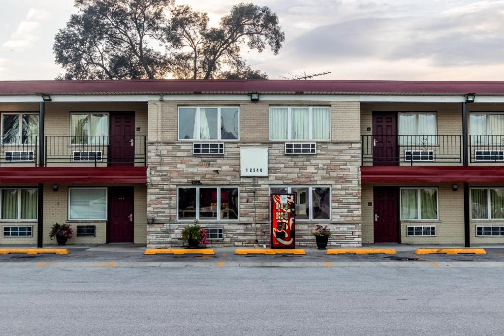 Alsip Hotel | Red Roof Inn Chicago-Alsip