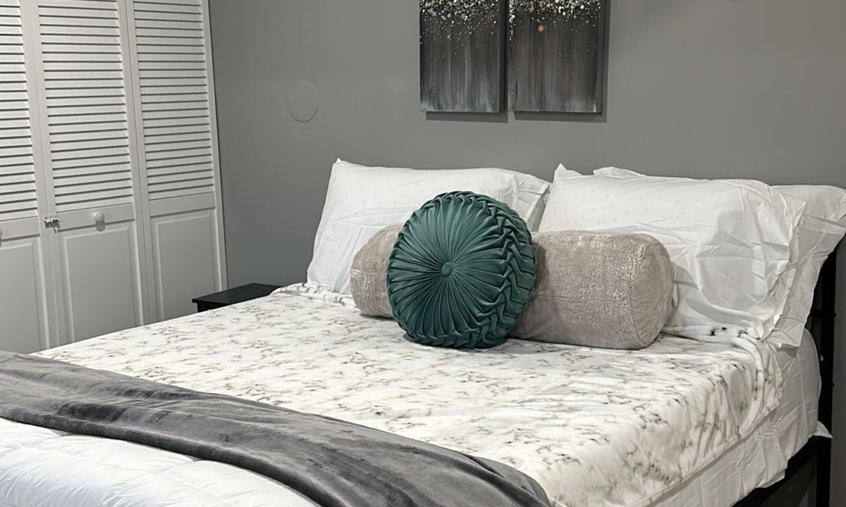 Franklin Park Condo | Relaxing Oasis for Extended Stay