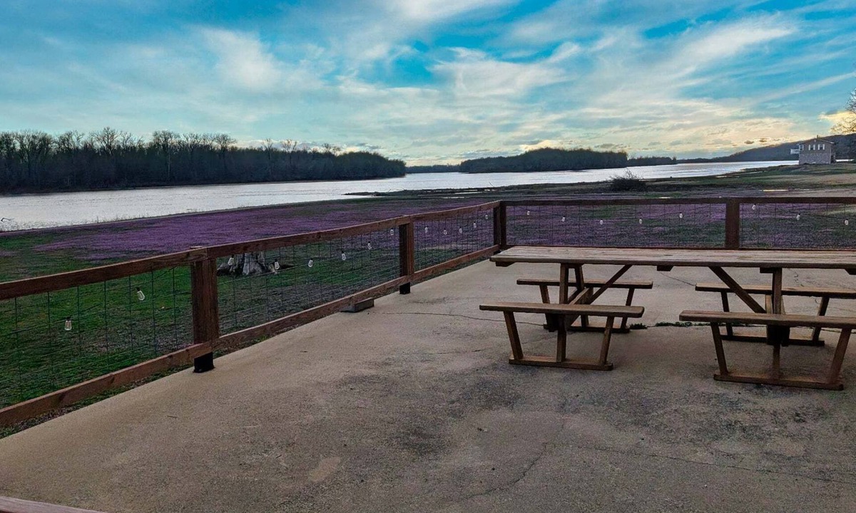 Grafton House | River Life Landing - Cozy, Relaxing home along Mississippi River - Grafton, IL