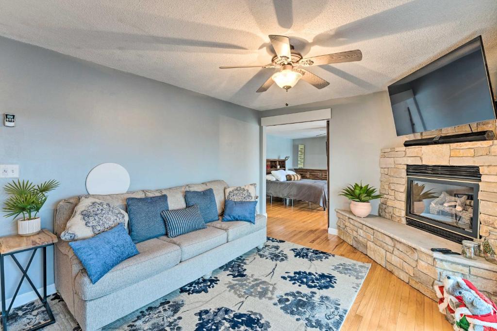 Rockford House | Riverfront Rockford Home with Fire Pit and Deck!