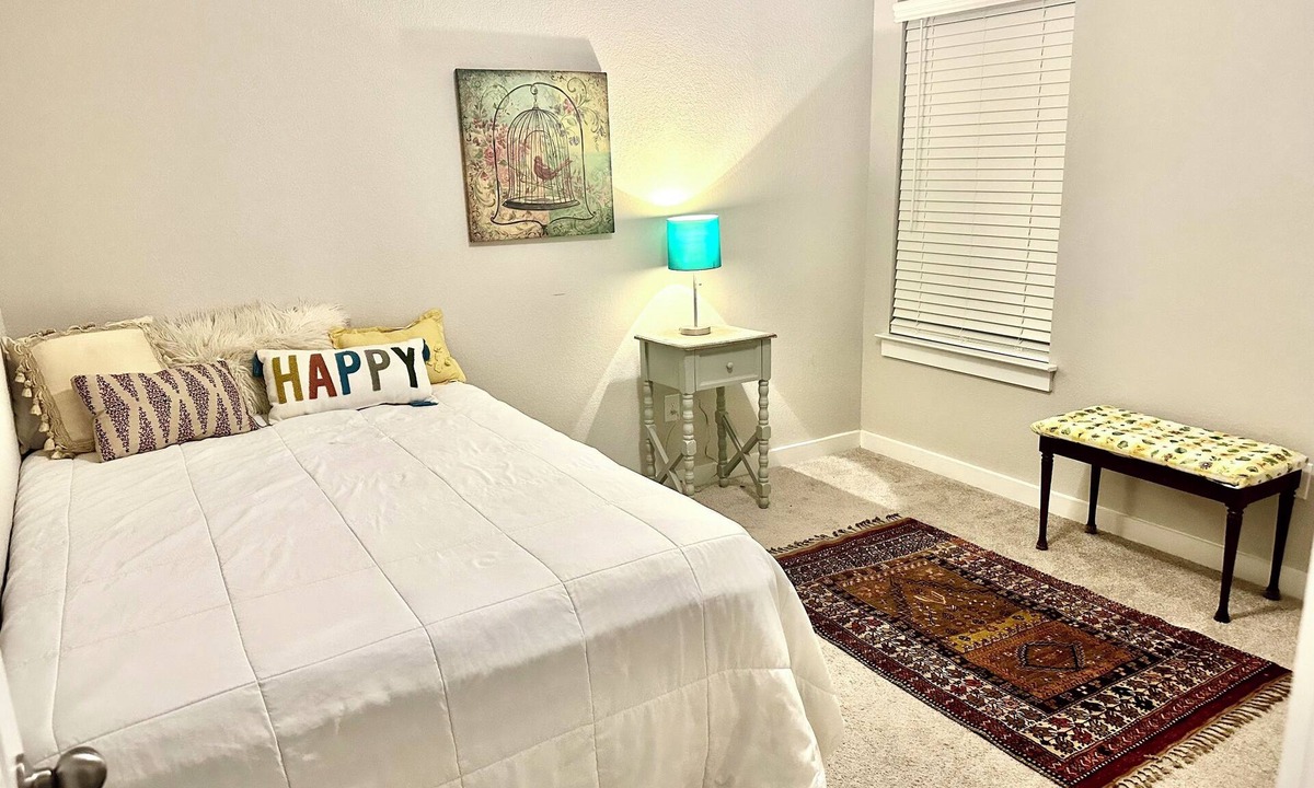 Elgin House | Room Simple