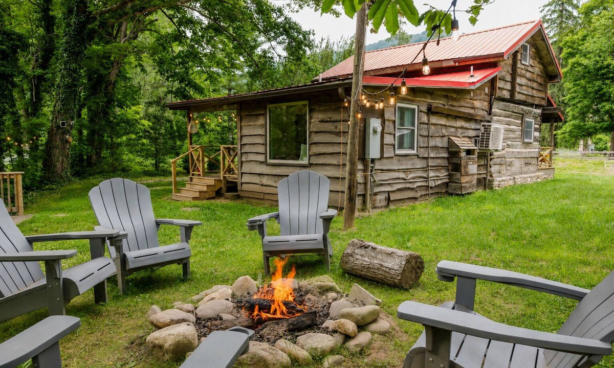 Canton Cabin | Rustic Riverfront Cabin on the Pigeon River - Mountain Views & Peaceful Retreat