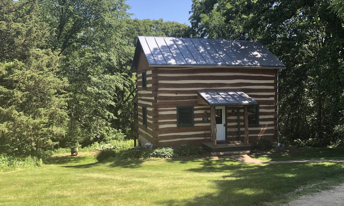 Elizabeth Cabin | Rustic, Romantic, Secluded, & Private