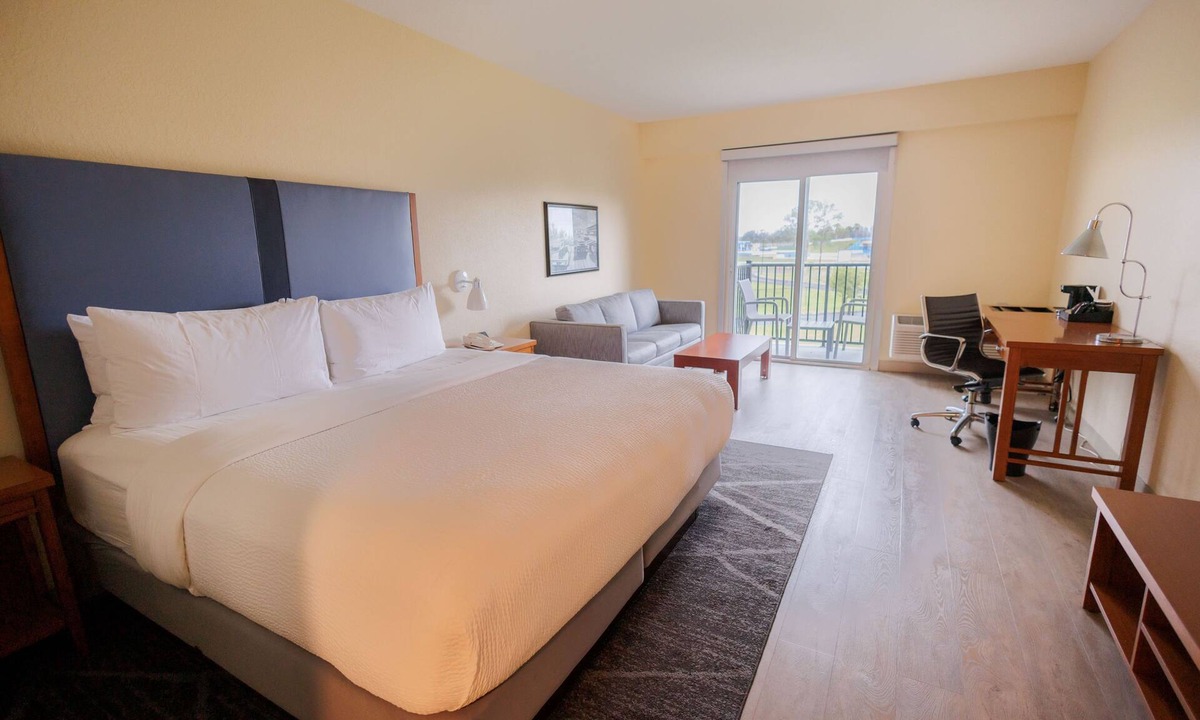 Sebring Hotel | SEVEN Sebring Raceway Hotel