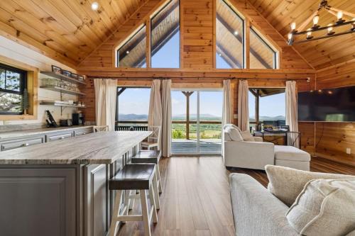 Tellico Plains House | Skyline Summit