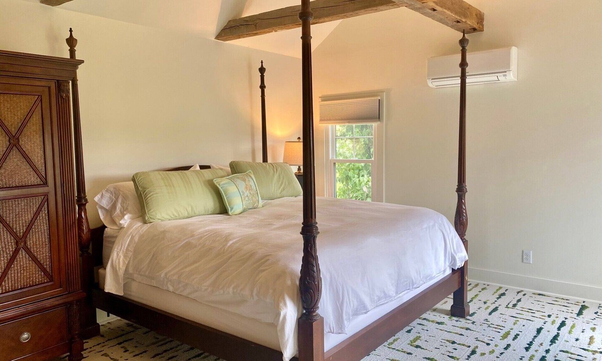 Cooperstown House | Spacious 5-bedroom farmhouse in charming Cooperstown with WiFi, AC