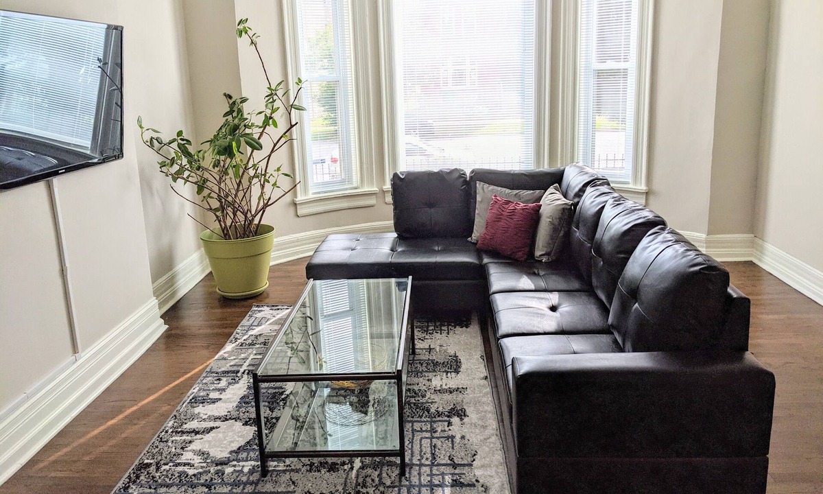 Bronzeville Apartment | Spacious Bronzeville Apartment