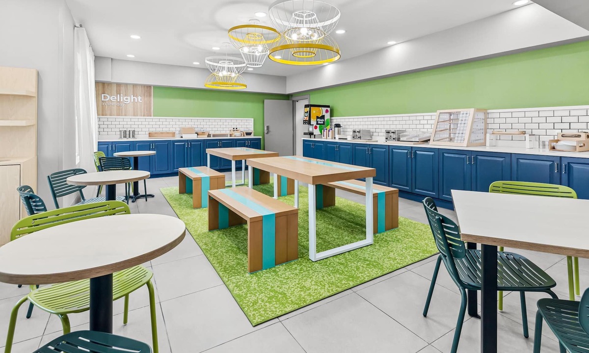 Sumter Hotel | Spark by Hilton Sumter