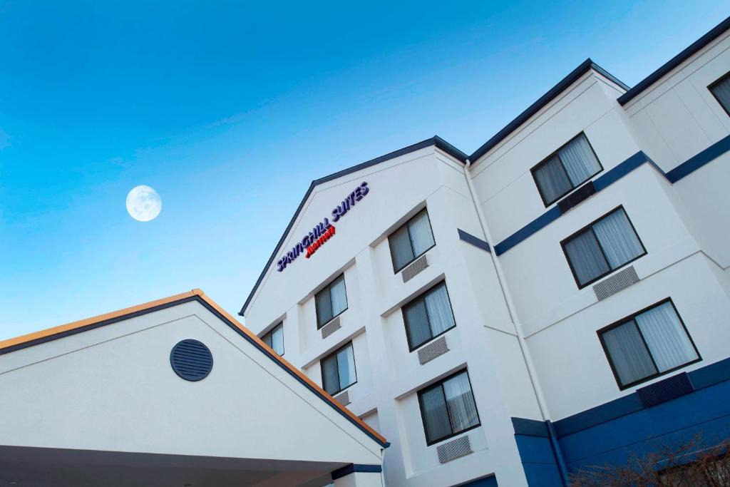 Washington Hotel | SpringHill Suites by Marriott Pittsburgh Washington