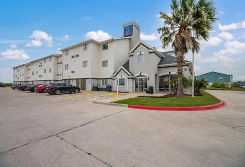 Ingleside Hotel | Studio 6-Ingleside, TX