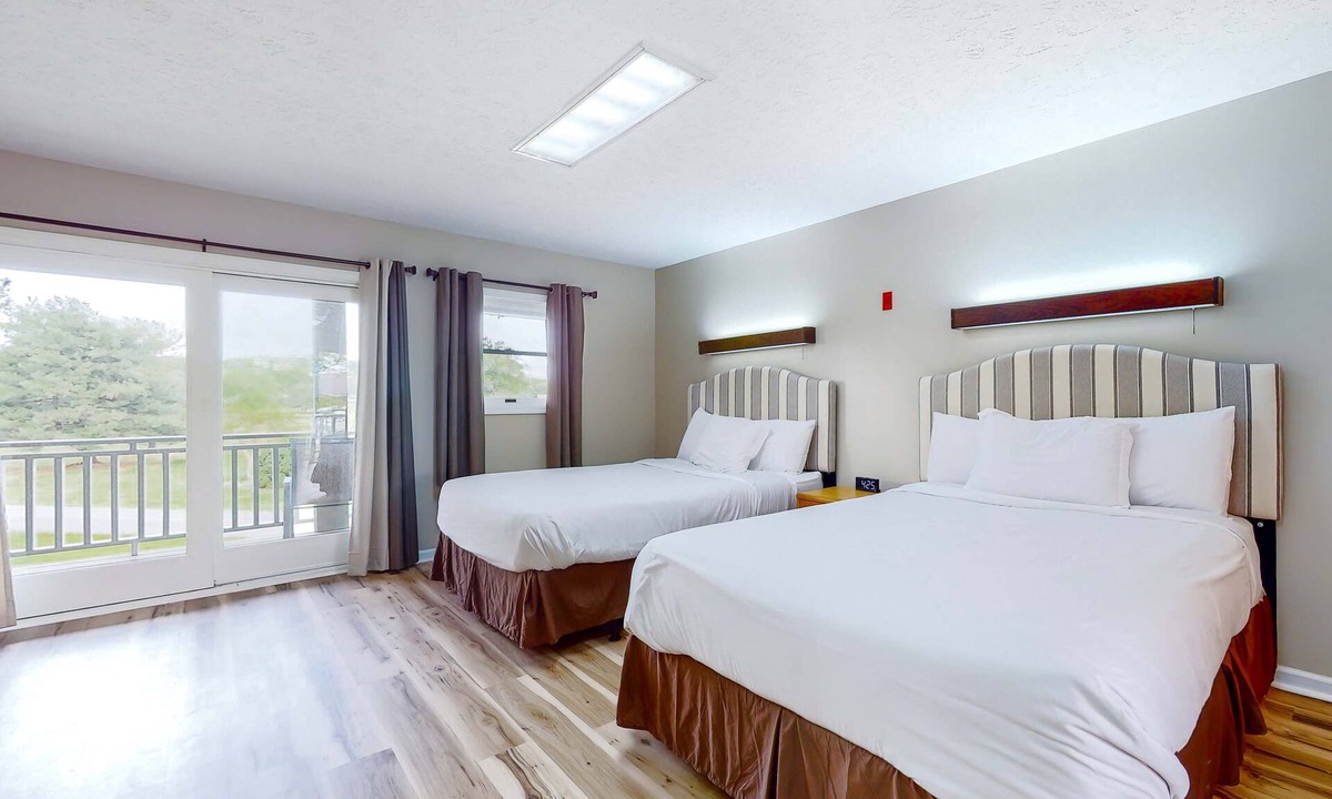 Baneberry House | Studio W Quiet View, Patio, Gym, Games, Dog Friendly