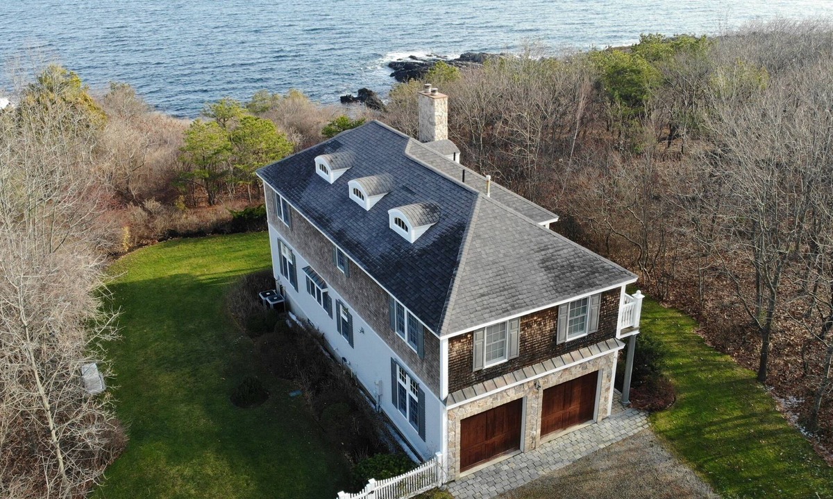 Cape Neddick House | Stunning Ocean Views with Private Beach! Spacious, Upscale Home in Quiet Area