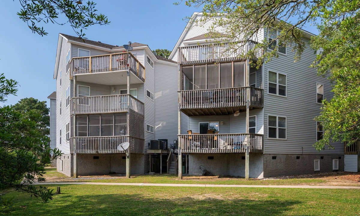Colington Condo | Sunset Retreat 2 Bedroom Pet-Friendly Condo at Oyster Point