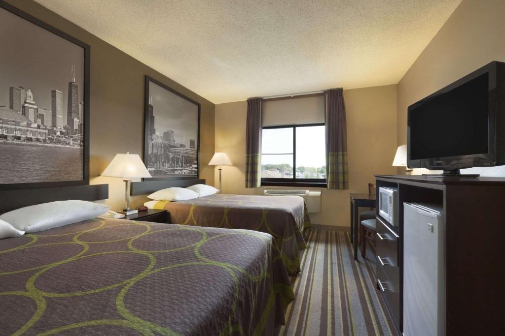 Bridgeview Hotel | Super 8 by Wyndham Bridgeview/Chicago Area
