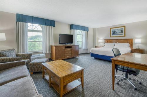 Elizabethtown Hotel | SureStay Plus by Best Western Elizabethtown Lancaster
