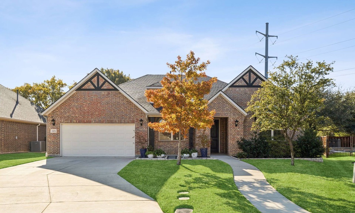 Hurst House | TCH - Spacious 4bd/3ba home in Hurst w/Workspace