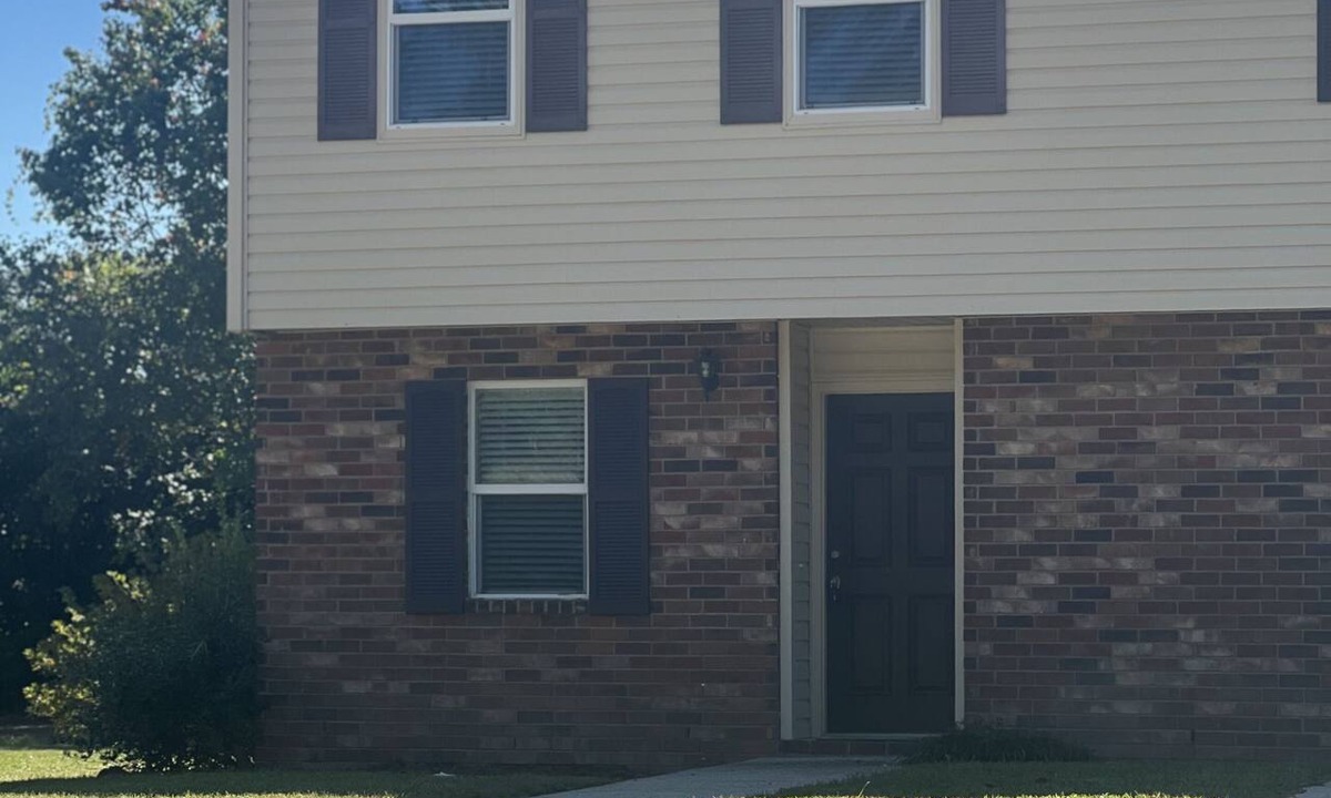 Gracewood Condo | The Bogie Condo