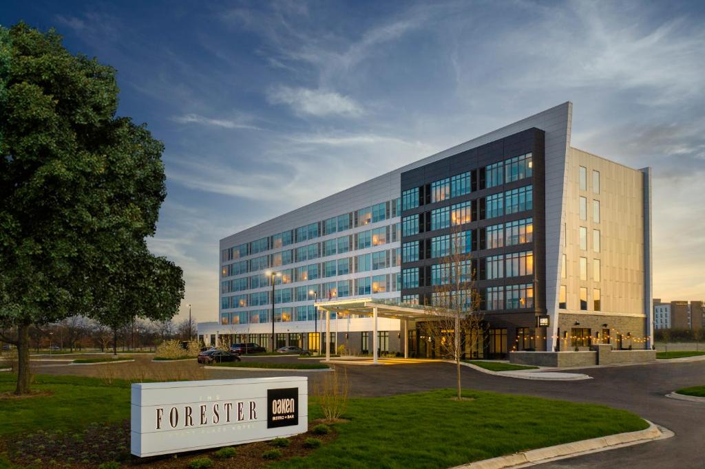 Lake Forest Hotel | The Forester, a Hyatt Place Hotel