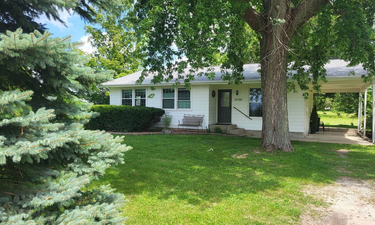 Groveland House | The Groveland Cottage