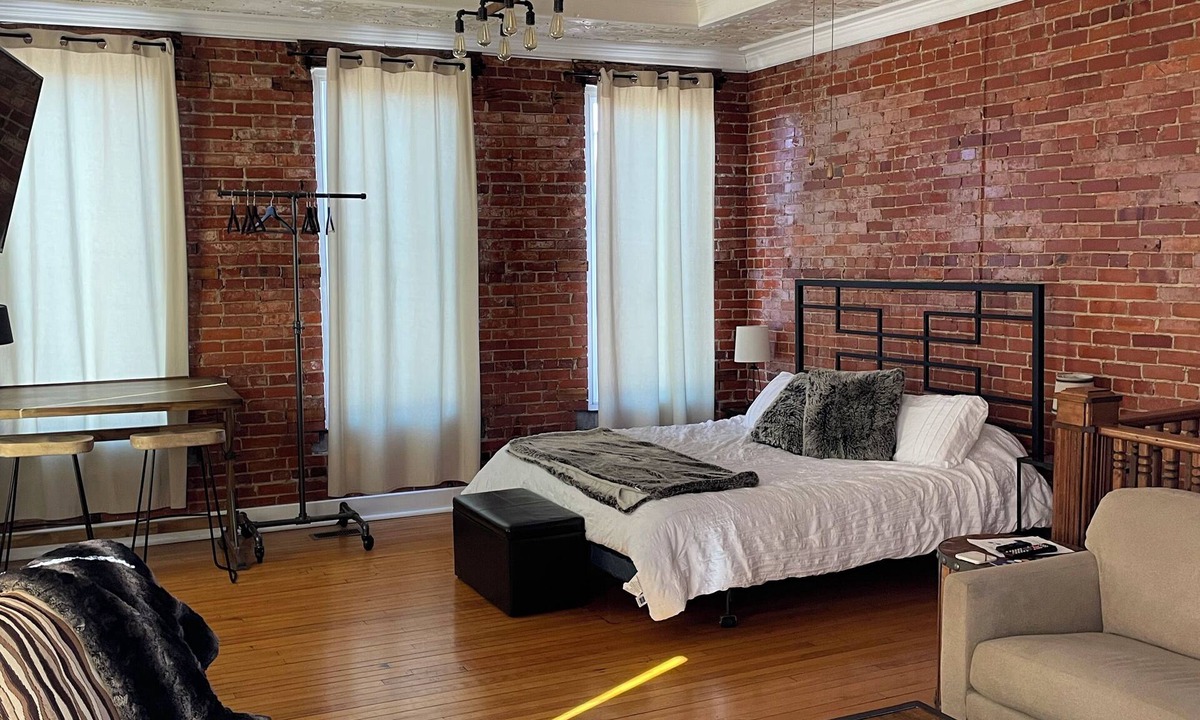 Olney Apartment | The Loft at 116