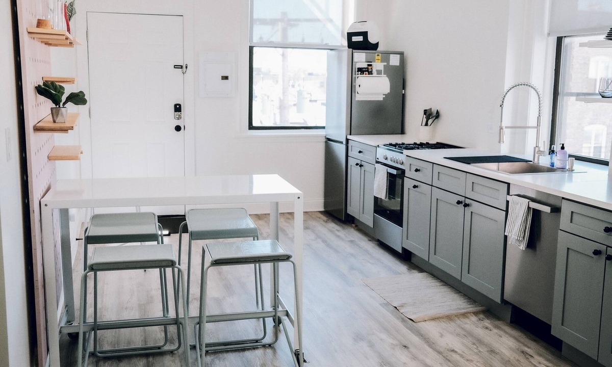 Park West Hotel | The Neighborhood Hotel - Lincoln Park 303 - Two Bedroom