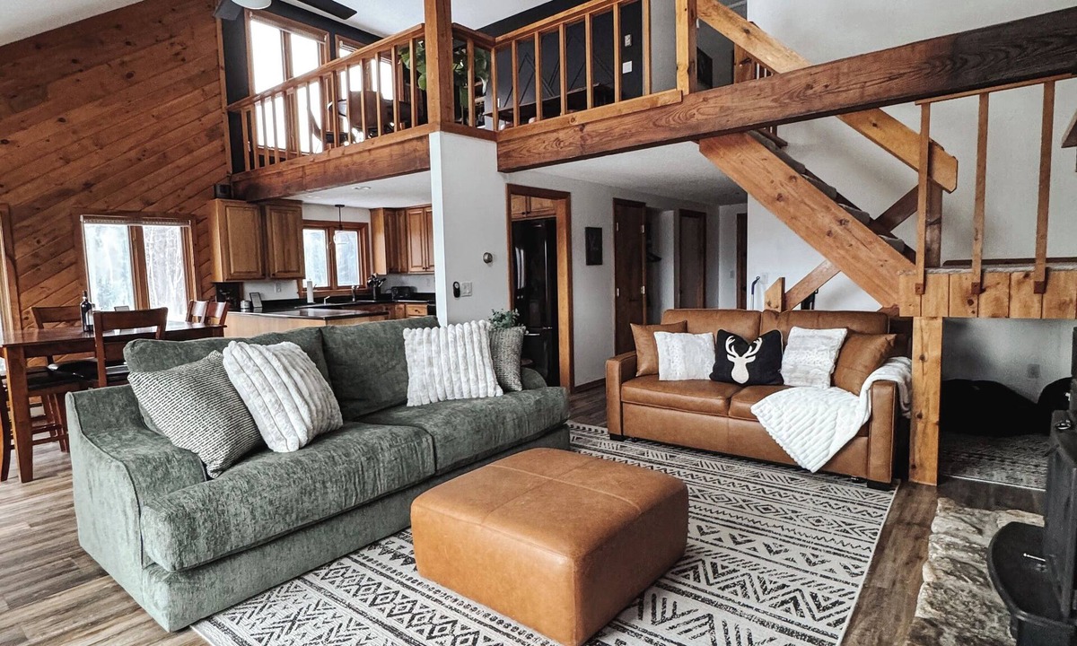 Jackson Condo | The Summit Haus: Cozy Condo with EPIC Mountain Views!