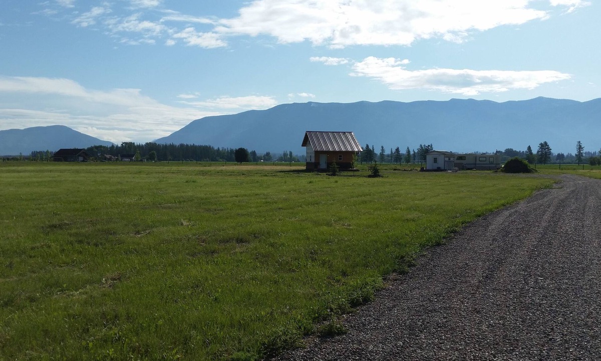 Kalispell House | Tiny House, Big View