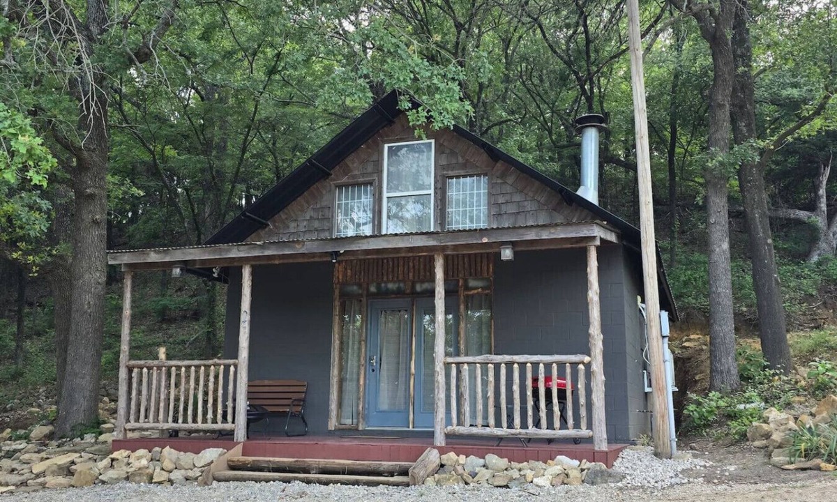 Davis Cabin | Turner Escape 2 - A-Frame Cabin located near Turner Falls