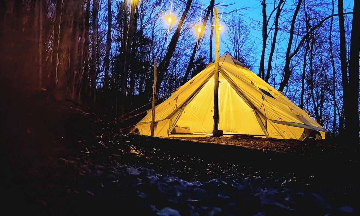 Cosby RV Rental | Twilight Timberline Escape Glamping Tent Site 11
