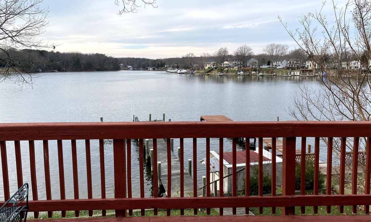 Green Haven House | Waterfront With Relaxing Views