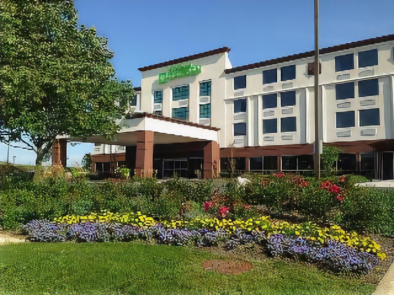 Elk Grove Village Hotel | Wyndham Garden Elk Grove Village - O'Hare