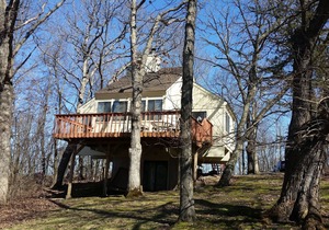 2 Bedroom + Loft, 2 bath house in The Galena Territory.