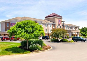 2-Star Hotel ∙ Comfort Suites Mount Vernon