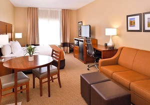 2-Star Hotel ∙ Comfort Suites Mount Vernon