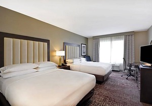 3-Star Hotel ∙ DoubleTree by Hilton Chicago Midway Airport, IL
