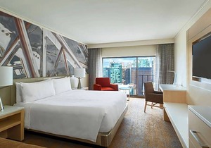 4-Star Hotel ∙ Chicago Marriott Downtown Magnificent Mile