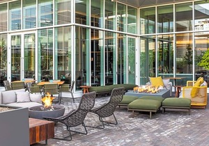 4-Star Hotel ∙ Hyatt Regency McCormick Place
