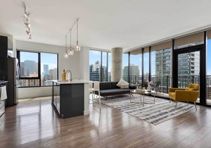 5-Star Gold Coast Experience in a Luxe 2BR Retreat