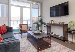 811 PHA - Stunning Penthouse - Downtown River North