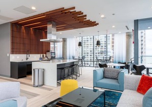 Airy Lakeview Studio, w/W/D, Gym, near Lincoln Park, by Blueground