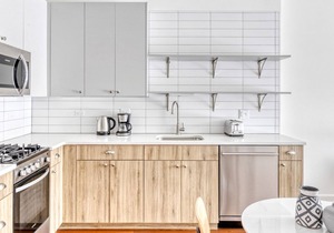 Amazing Uptown 1BR w/ Roof & W/D, 1 block to Red Line, by Blueground